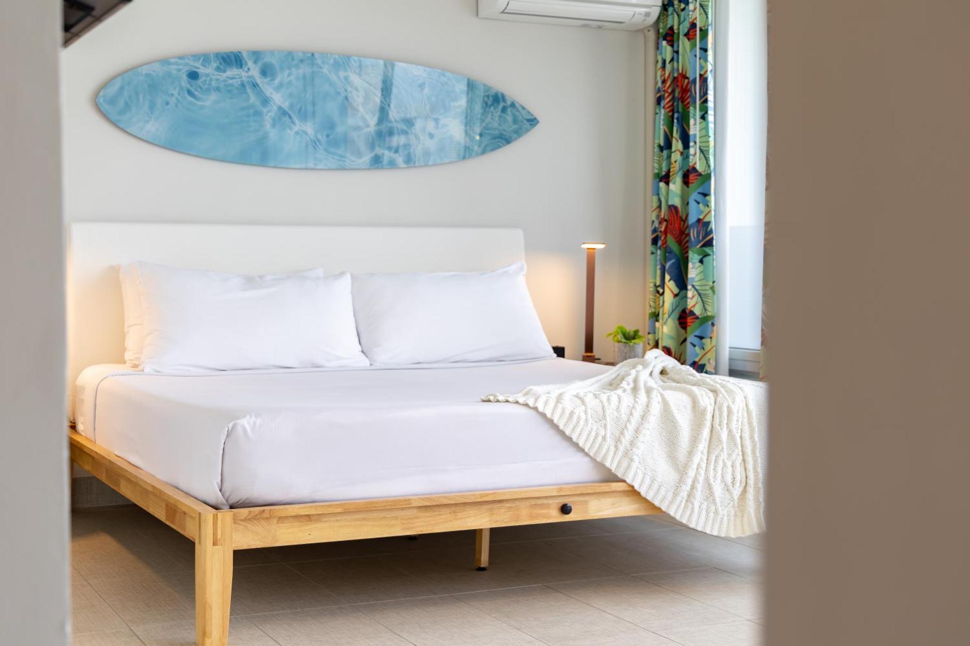 Cozy Ocean View Escape Just Steps To Waikiki Beach! Honolulu